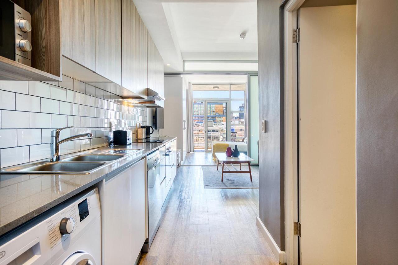 Backup-Powered Trendy City Balcony Apartment Kapstadt Exterior foto
