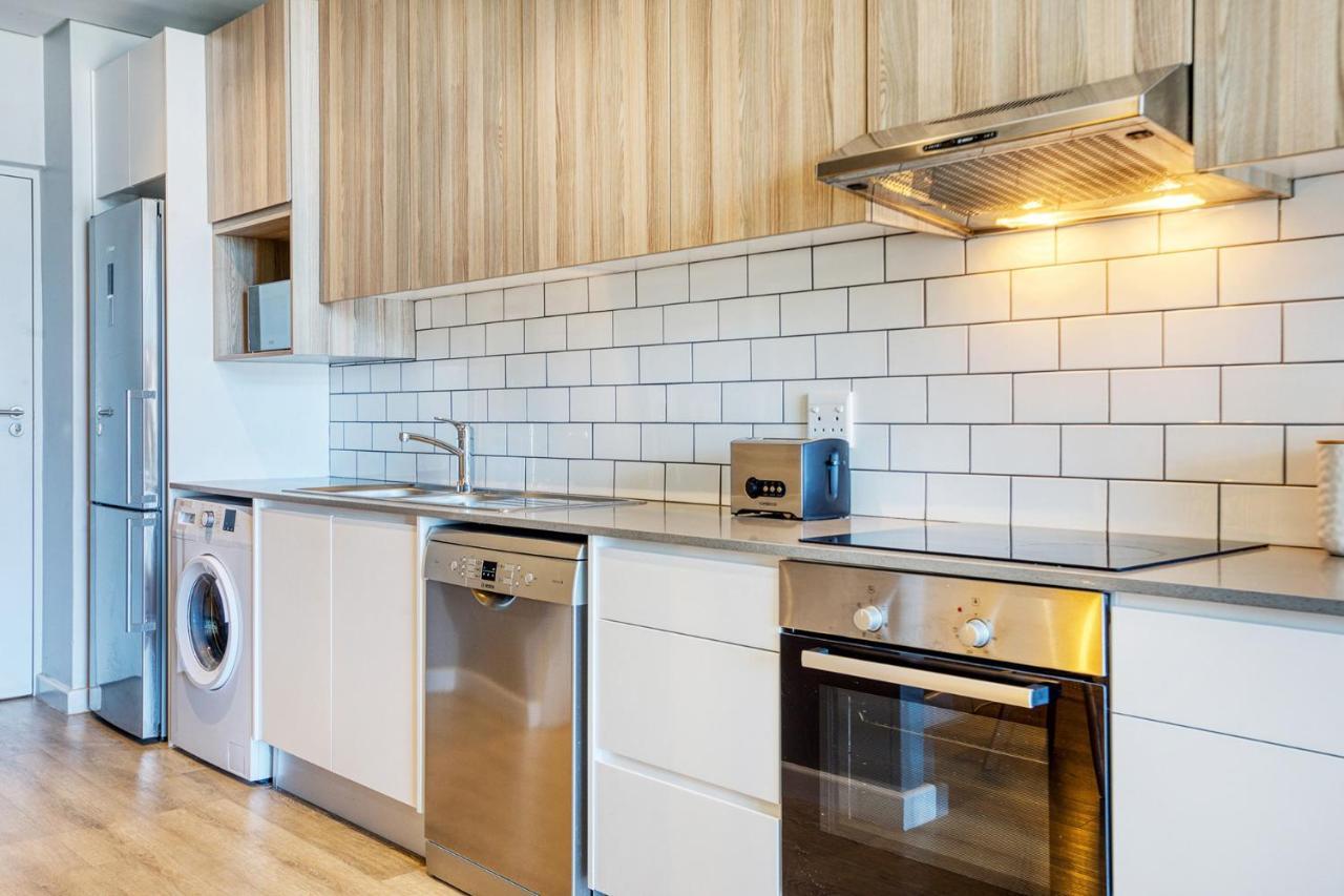 Backup-Powered Trendy City Balcony Apartment Kapstadt Exterior foto