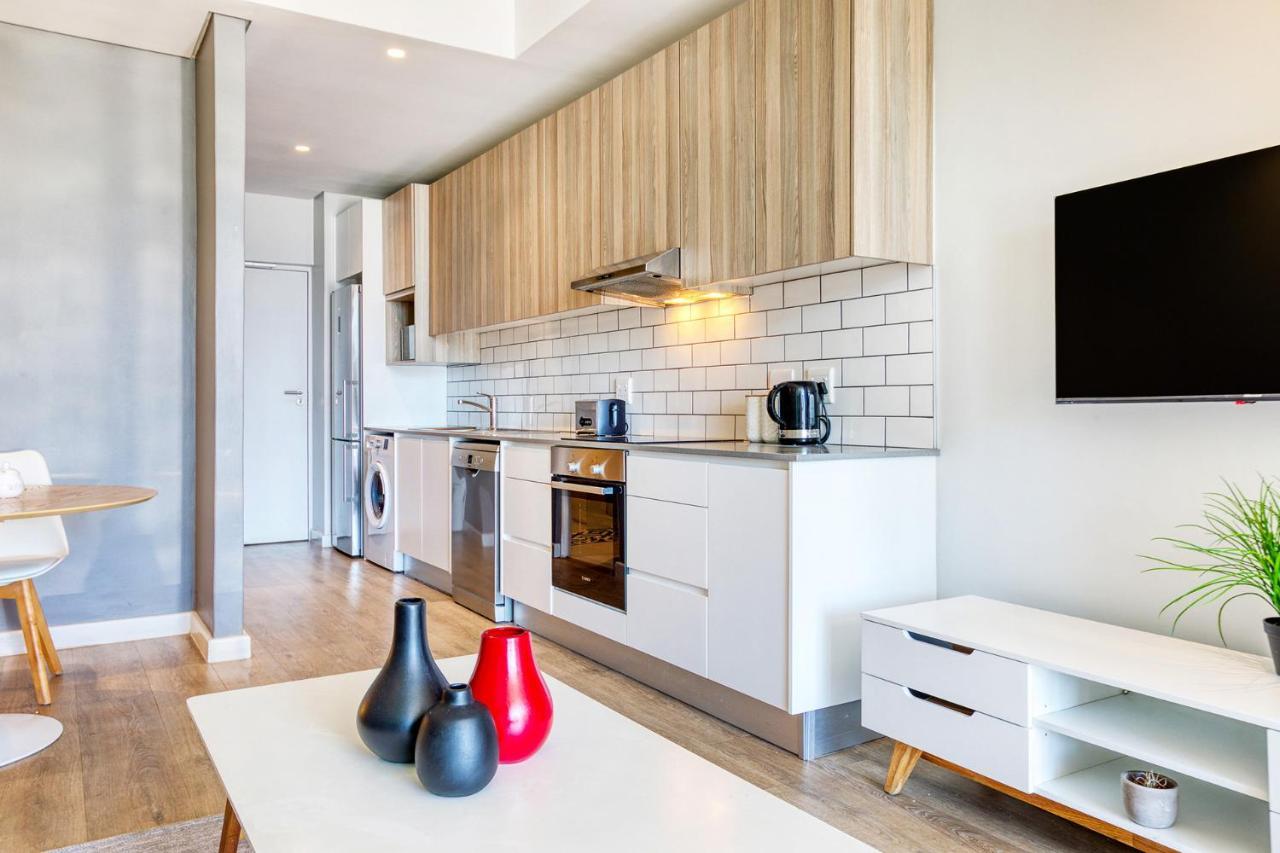 Backup-Powered Trendy City Balcony Apartment Kapstadt Exterior foto